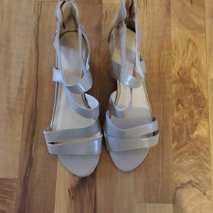 Women's Nine West sandals size 8.5